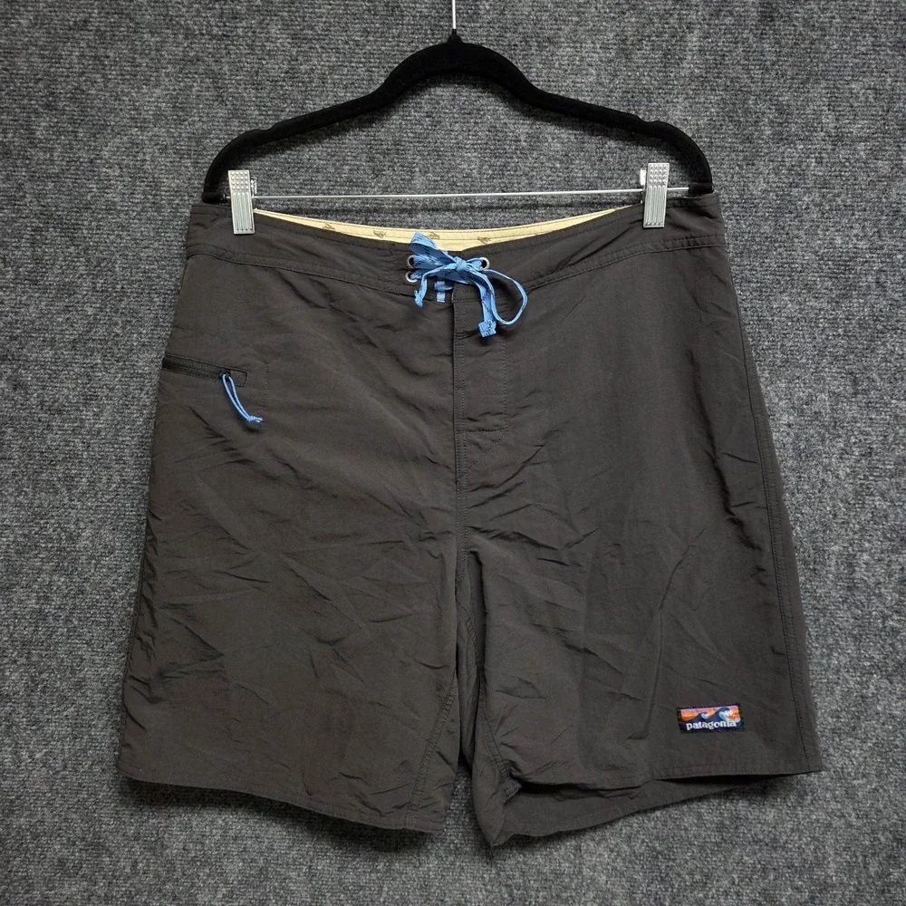 Patagonia Wavefarer Board Shorts Men 35 Black Nylon Swim Worn Wear Unlined